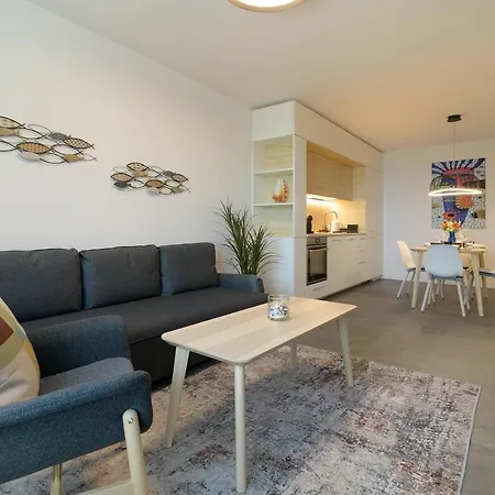 Nobile - Coral Complex With Parking & Pool Apartament