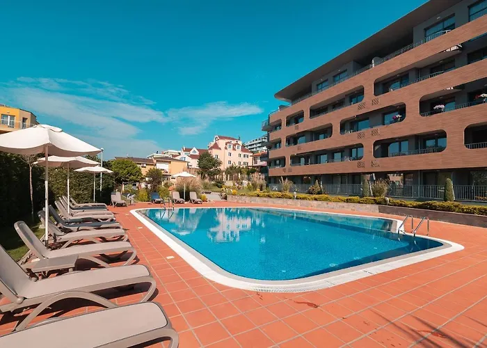 Nobile - Coral Complex With Parking & Pool Apartment